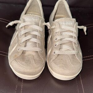 Skechers Women's Tan Lace-Up Sneakers